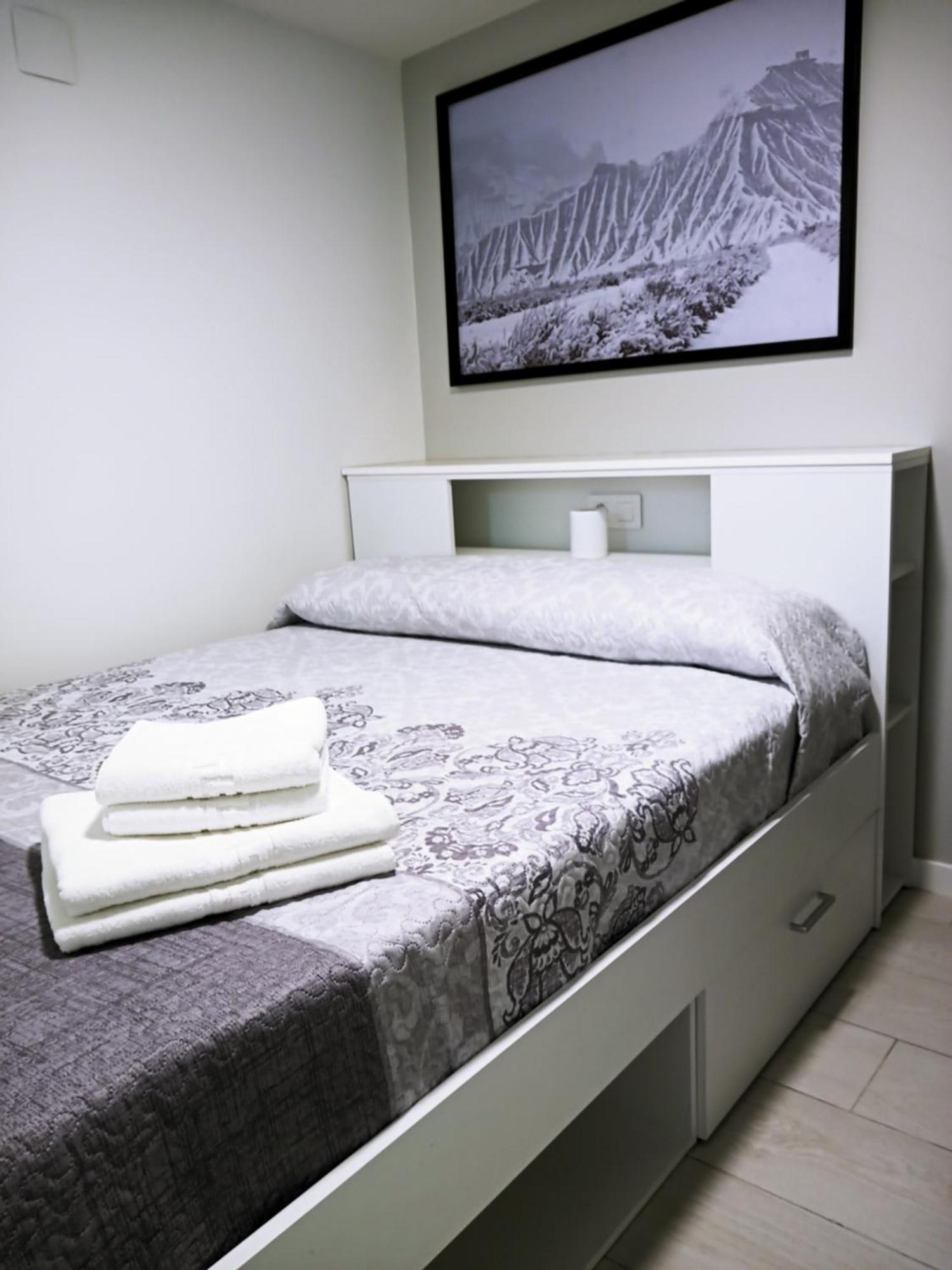 Apartamentos "El Balconico" Arguedas Buitenkant foto